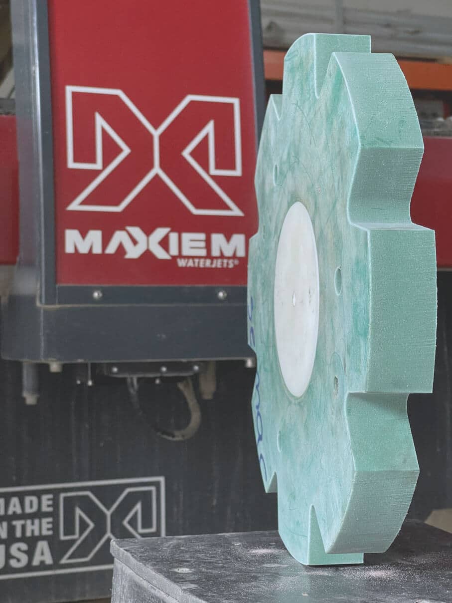 Corte por chorro de agua MAXIEM